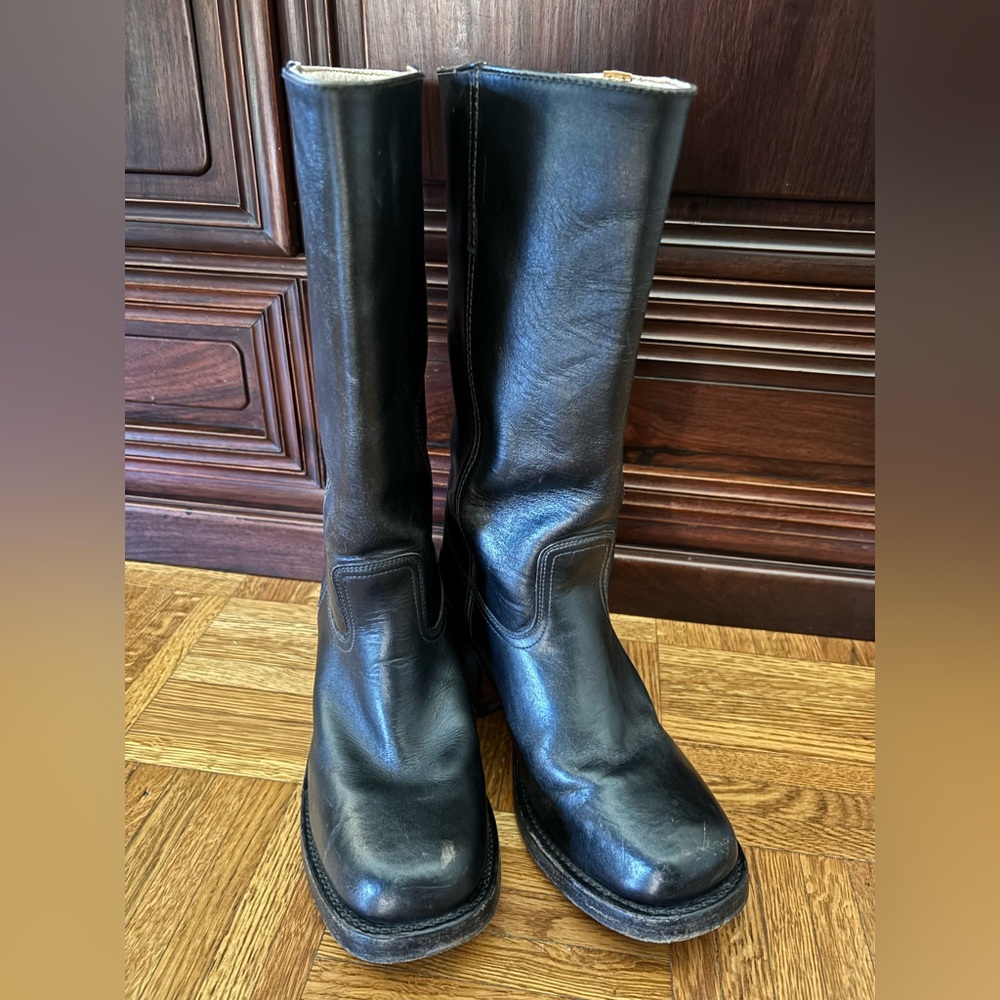 Sendra Black Heeled Boots